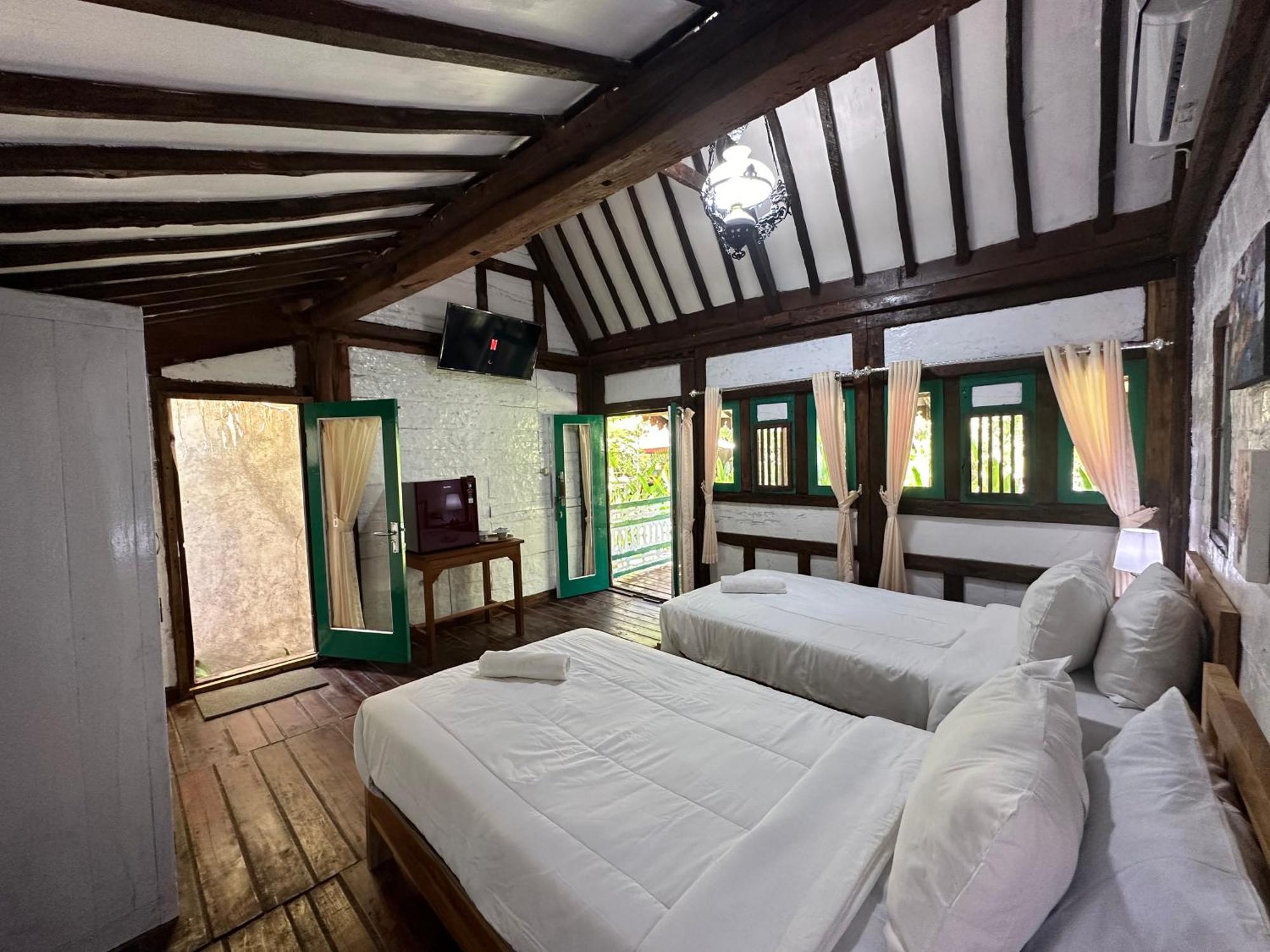 Tahlia'S Villa Sorongjukung 外观 照片